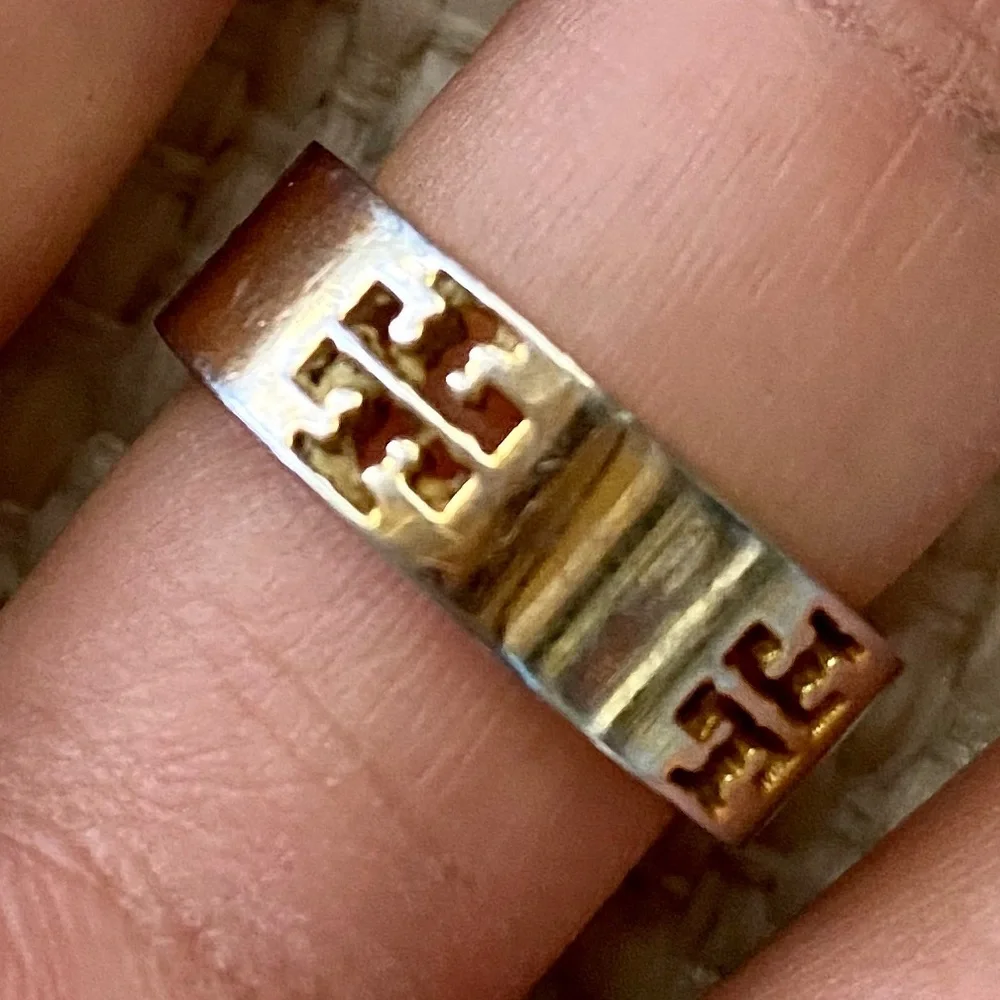 Tory Burch ring - Picture 3 of 3